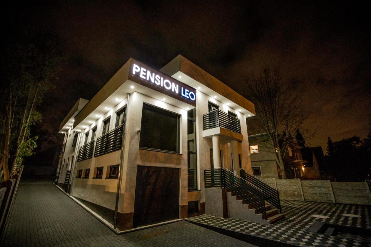 Pension Leo Berlin Bagian luar foto